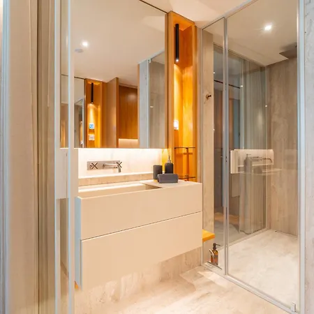 Savoy Monumentalis Your In Madeira Island Apartment